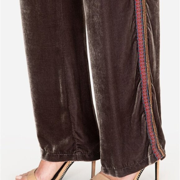 Johnny Was Ravi Wide Leg Velvet Pant - Picture 5 of 15